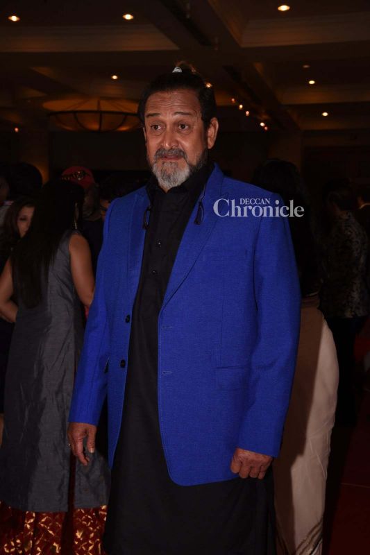 Hrithik, Sonam, Tiger, Radhika, others make fashion statement at awards show Hrithik, Sonam, Tiger, Radhika, others make fashion statement at awards show