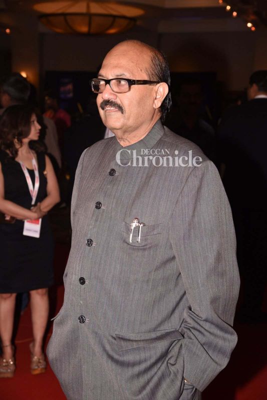 Hrithik, Sonam, Tiger, Radhika, others make fashion statement at awards show Hrithik, Sonam, Tiger, Radhika, others make fashion statement at awards show