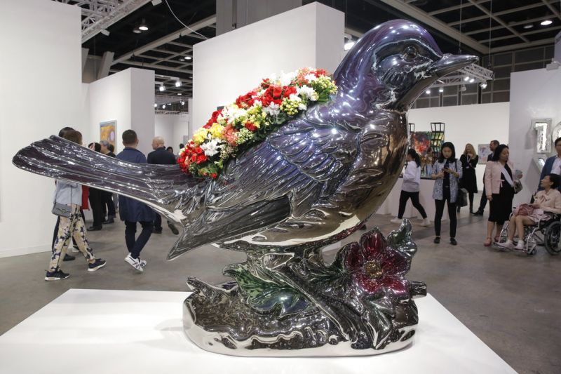 In Photos: Artworks from around world get featured at Hong Kongs Art Basel fair