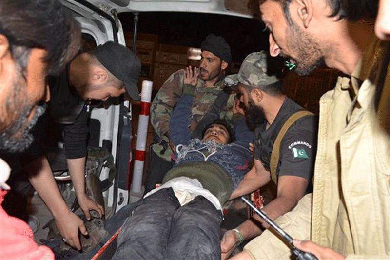60 killed as militants attack Pakistani police academy in Quetta