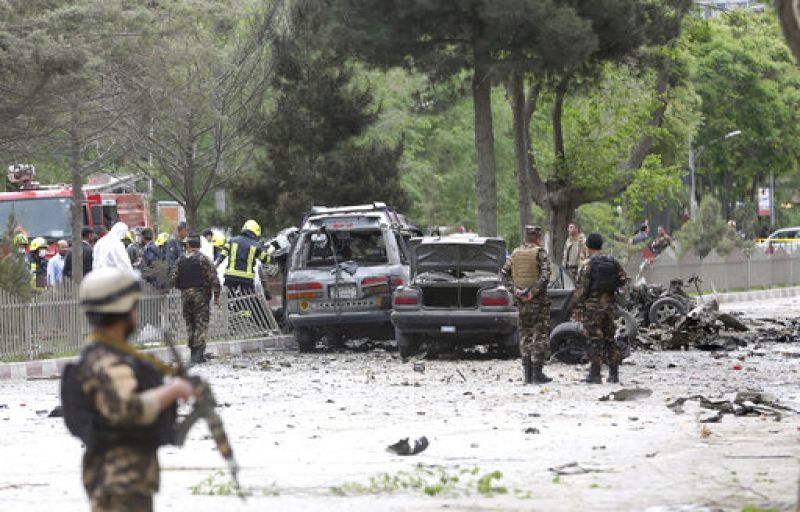 Suicide blast hits NATO convoy in Kabul, civilian vehicles damaged