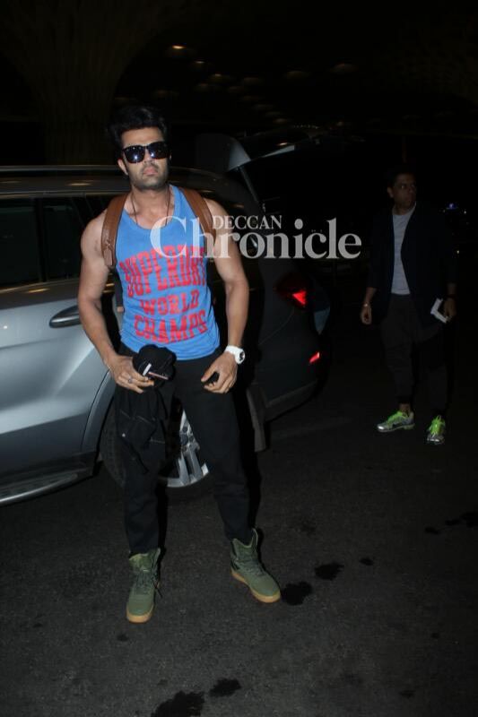 Bollywood celebrities impress with their fashion game Bollywood celebrities impress with their fashion game