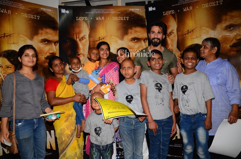 Shahid Kapoor and Varun Dhawan spend time with cancer patients