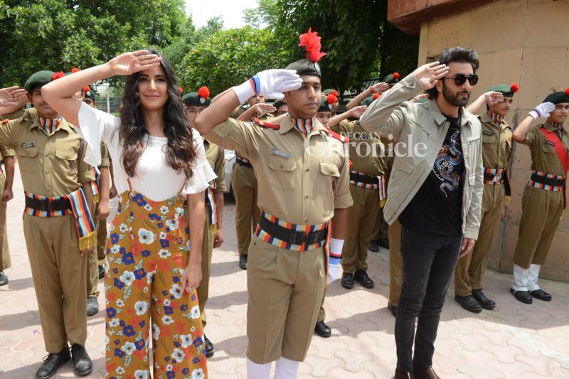 Jagga Jasoos: Ranbir-Katrina have a blast with school kids in Delhi Jagga Jasoos: Ranbir-Katrina have a blast with school kids in Delhi