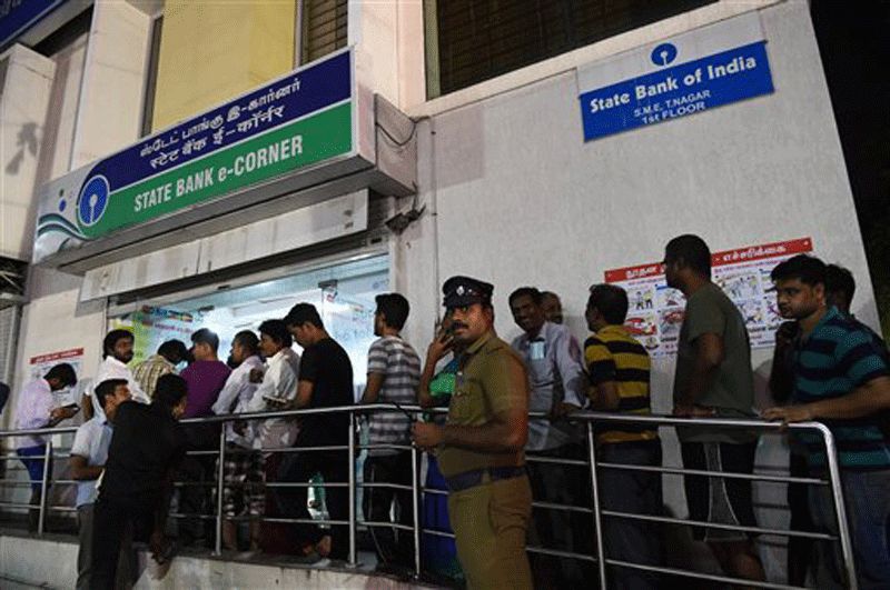 Long queues at ATMs after Rs 500, Rs 1000 notes ban