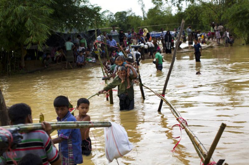From Mexico quake to Rohingya crisis: Photos around the world