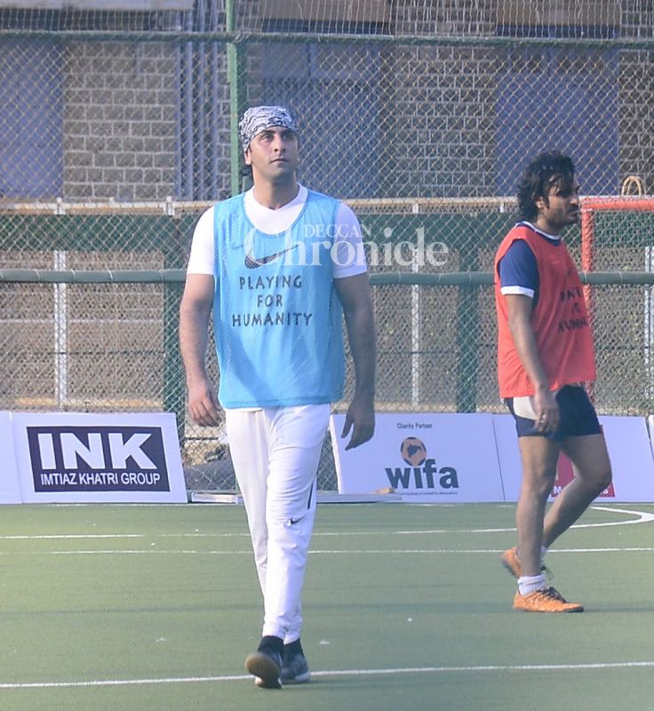 Ranbir Kapoor preps for football match against cops along with other celebs