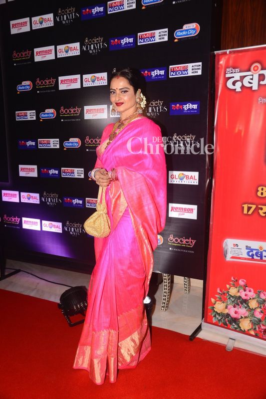 Rekha, Hema, Karan, other stars make a stylish appearance at an awards show