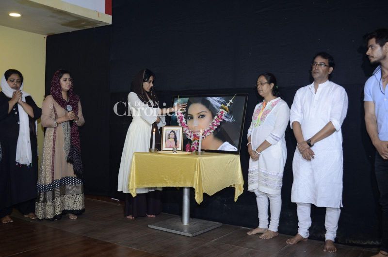 Parents, friends remember Pratyusha Banerjee on first death anniversary Parents, friends remember Pratyusha Banerjee on first death anniversary