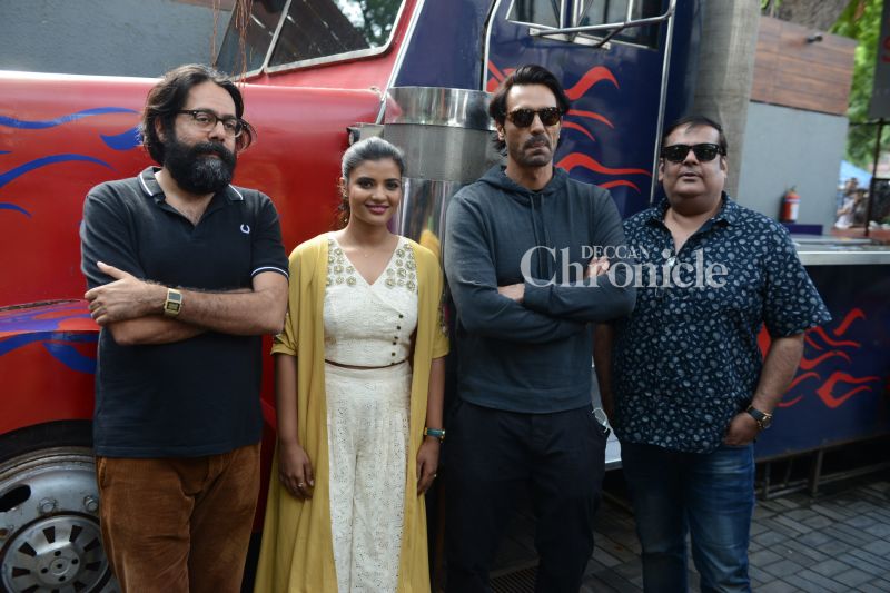 Haseena Parkar, Bhoomi, Daddy, Julie 2: Stars enjoy promotions for films