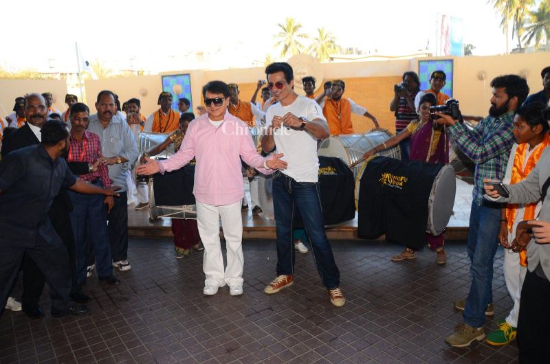 Jackie Chan has a gala time promoting Kung Fu Yoga in India Jackie Chan has a gala time promoting Kung Fu Yoga in India