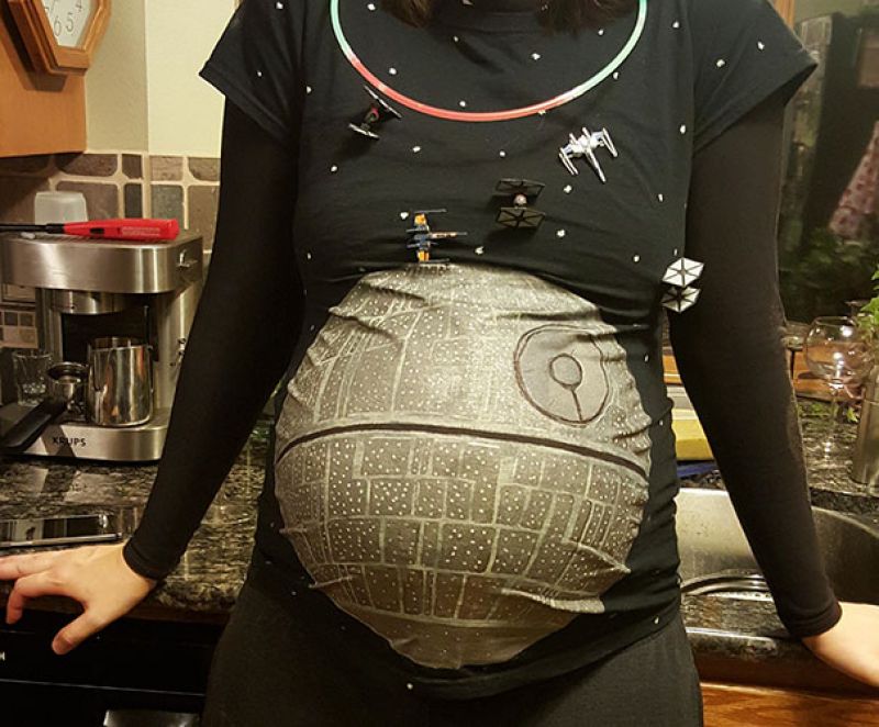 Creative Halloween costume ideas for pregnant women