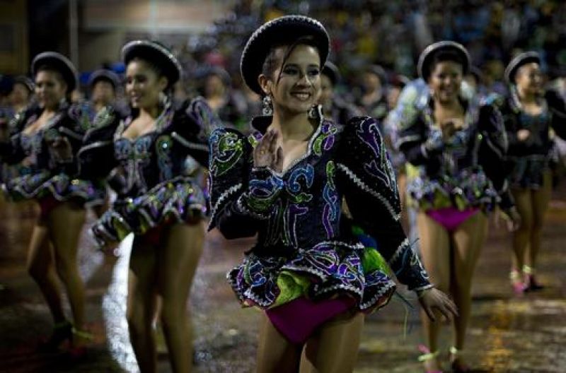 Bolivians dance to celebrate pagan-Catholic confluence in carnival