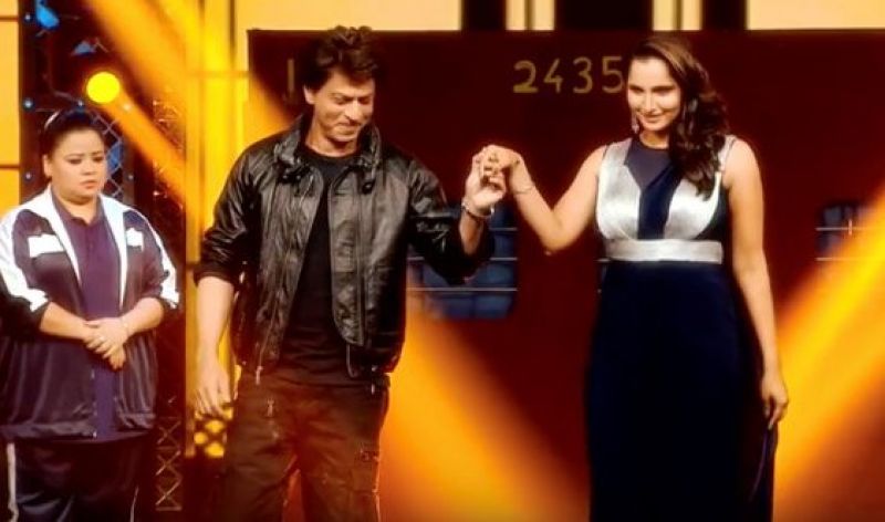 Sushant and Sania battle it out, give tribute to Shah Rukh on Farahs show
