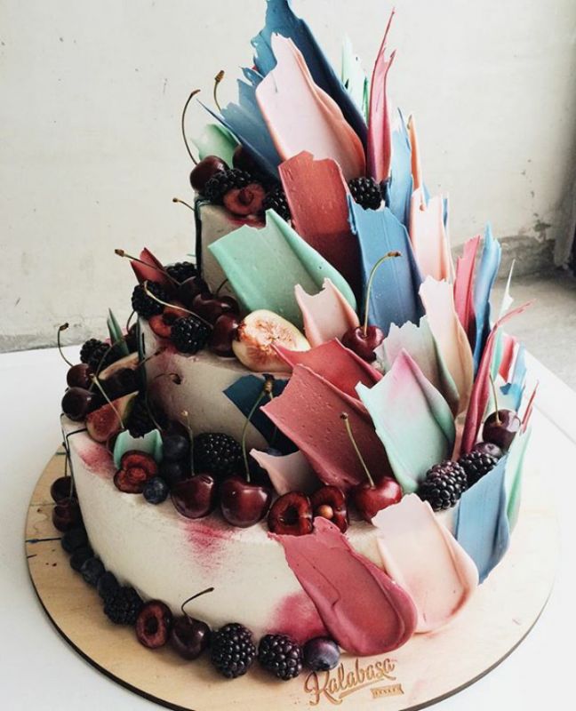 Instagrams new cake trend are the brushstroke kind from Russia