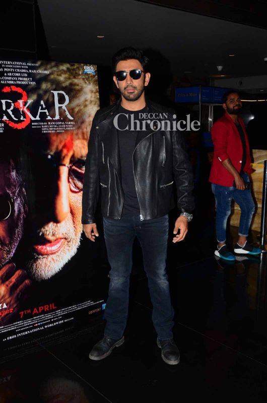 Amitabh Bachchan and team of Sarkar 3 launch trailer of the film