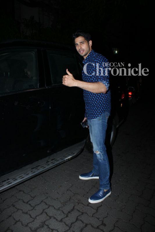 Malaika, Sidharth, Tiger, Huma, other stars casual style is spot on