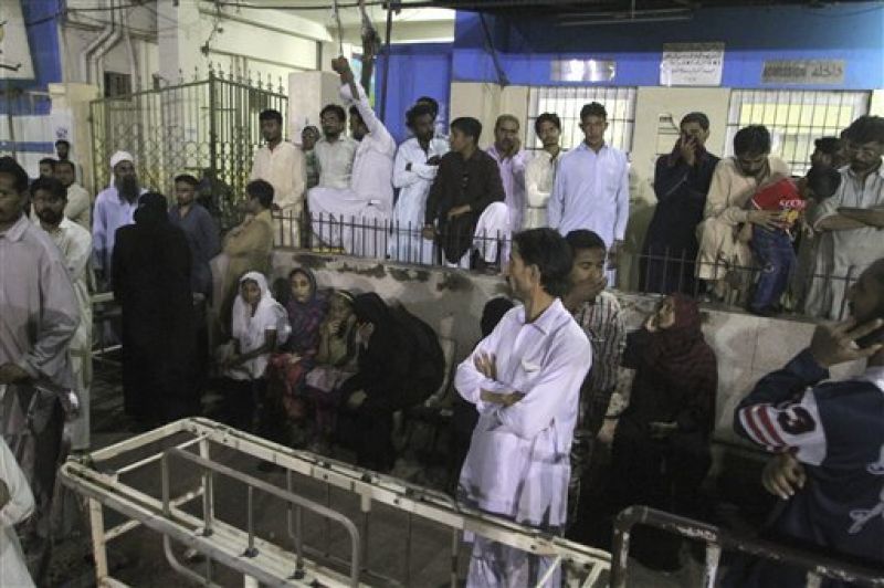 Bomb blast at Pakistans Sufi shrine kills scores, ISIS claims onus