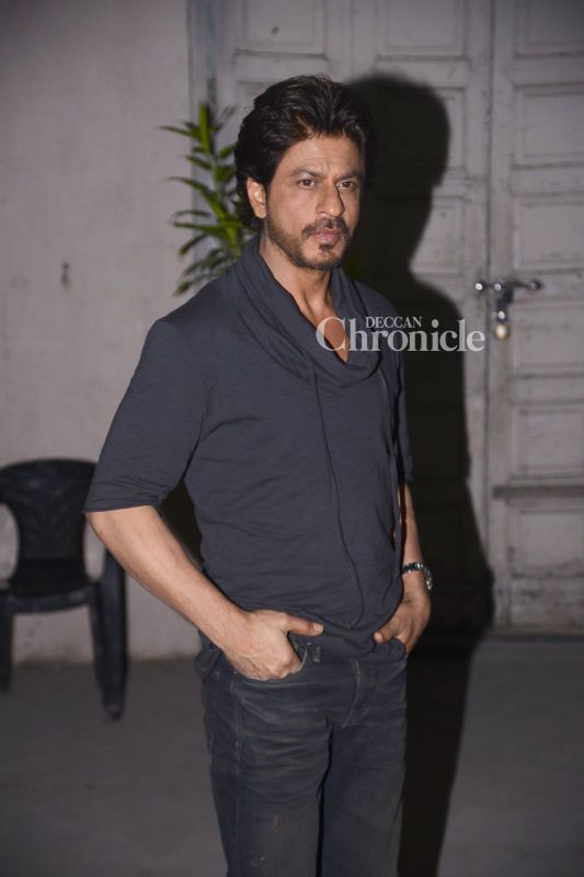 Shah Rukh and team host first screening of Raees