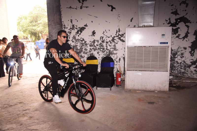 Ahil steals the spotlight as Salman Khan launches his range of bicycles