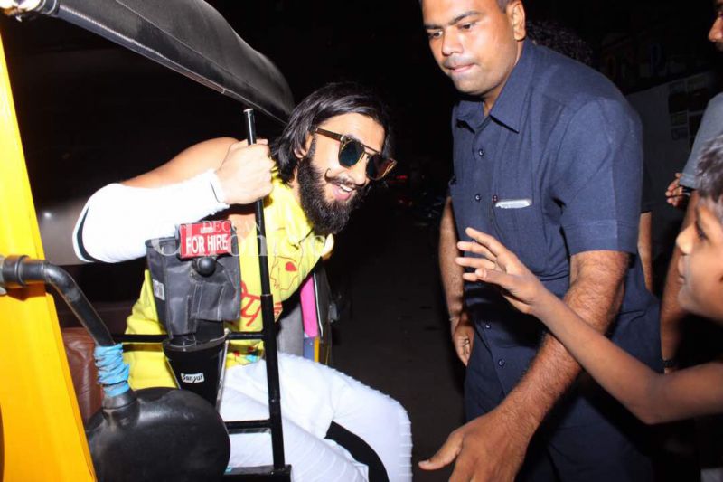 Hip-Hop Ranveer Singh takes an auto rickshaw ride in Mumbai