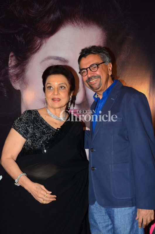 Salman Khan, other stars launch Asha Parekhs autobiography Salman Khan, other stars launch Asha Parekhs autobiography