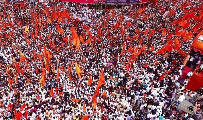 Maratha Kranti Morcha: Lakhs throng Mumbai streets to rally for reservation