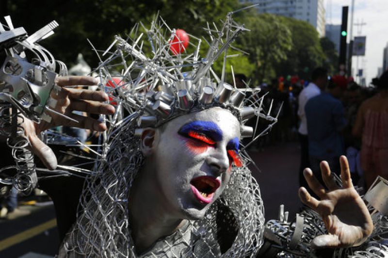 Brazils Gay Pride Parade draws huge crowds