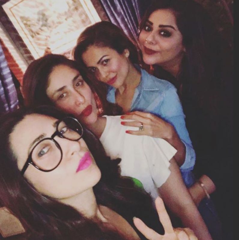 Quality time with their closest ones for Ranbir, Kareena, Vidya and other stars