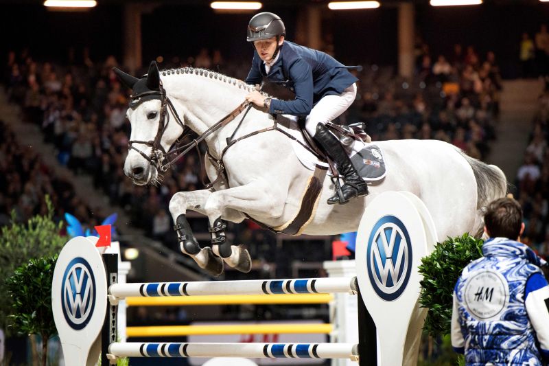 Equestrians from around the world compete at horse show in Sweden