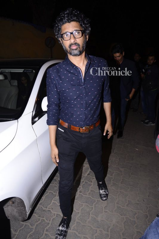 Priyanka, other stars step out in style for bash Priyanka, other stars step out in style for bash