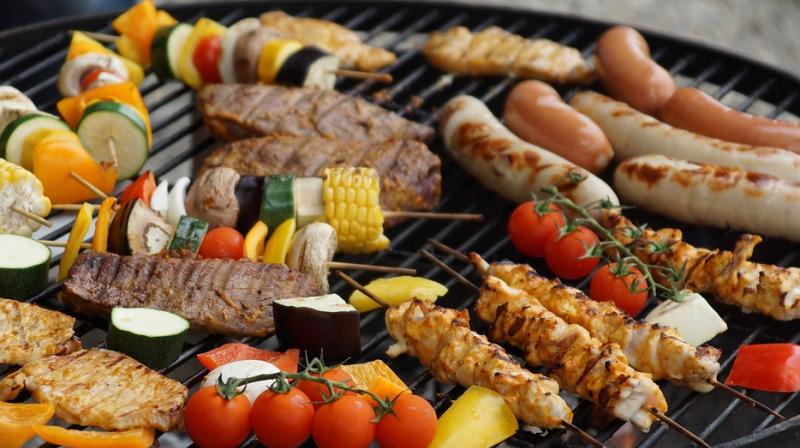 Celebrity chefs share secret tips for grilling almost anything. (Photo: Pixabay)