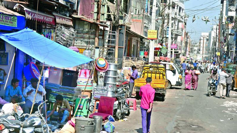 Hyderabad: The vanishing footpaths | Hyderabad: The vanishing footpaths