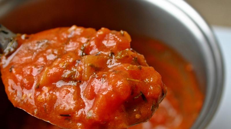 Researchers say cooked tomato sauce promotes healthy bacteria in the gut. (Photo: Pixabay)