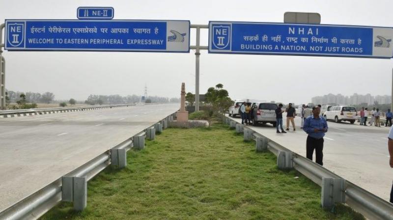 The 135-km Eastern Peripheral E, built at a cost of Rs 11,000 crore, has several unique features and is Indias first highway to be lit by solar power besides provisions of rain water harvesting on every 500 metres on both sides(Photo: PTI)