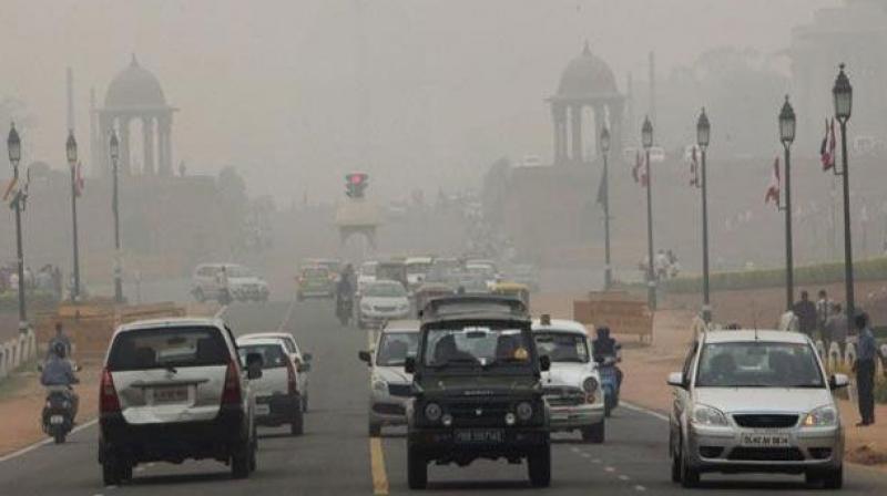 Earlier on Friday, AAPs Delhi unit convenor and Labour Minister Gopal Rai had strongly defended the odd-even scheme, saying the vehicular pollution was the biggest source of ultrafine particulate matters measuring less than 2.5 microns. (Photo: PTI/File)