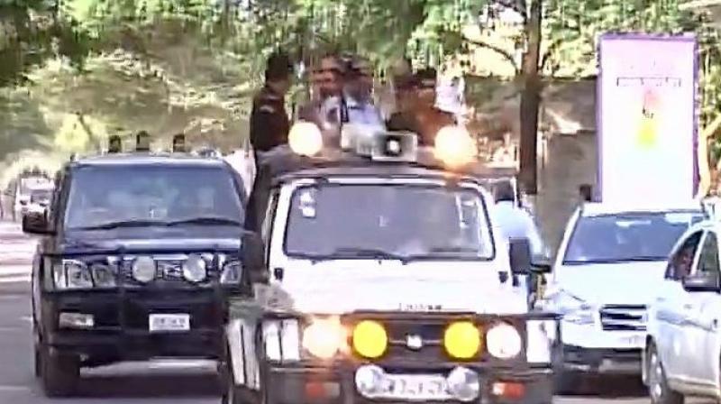 Gurmeet Ram Rahim Singhs convoy leaves from Sirsa for Panchkula court. (Photo: ANI | Twitter)