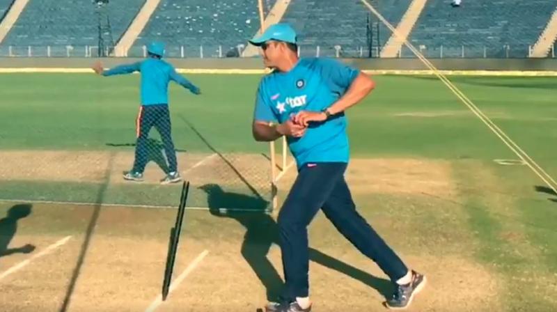 Kumble was seen bowling left-arm spin in the nets in(Photo: Screengrab)