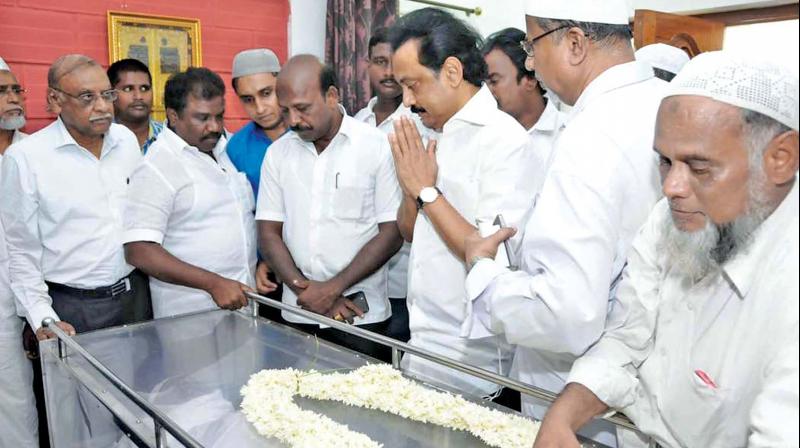 DMK party working president M K Stalin pays homage to Tamil poet Abdul Rahman on Friday.  (Photo: DC)