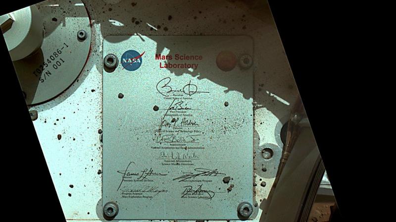 Signed, sealed, delivered. I carried @POTUSs signature to the surface of #Mars. http://go.nasa.gov/2jIeWVU #NASAPast8Years, Curiosity Rover tweeted. (Photo: Twitter/Curiosity Rover)