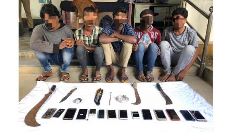 The five member gang arrested by Bommanahalli Police         Image: DC