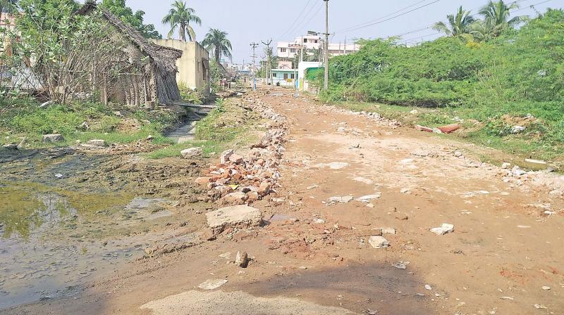 The arterial stretch connecting Thirumullaivoyal to the city has been in a state of utter neglect for 25 years. (Photo: DC)
