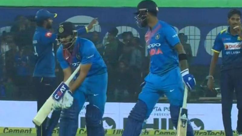 Once he got out, coach Ravi Shastri was seen gesturing to Rohit Sharma as to who should be sent to bat. In response, Rohit too made a non-verbal gesture showing the actions of a wicket-keeper, ,meaning that MS Dhoni should come out to bat.(Photo: Screengrab)