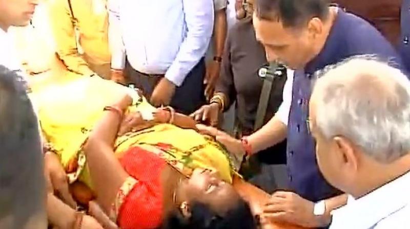 People injured during Amarnath attack brought to Surat, Gujarat (Photo: Twitter | ANI)