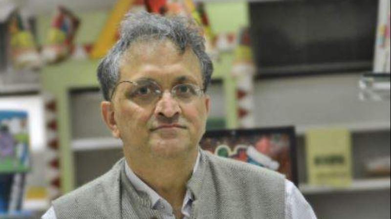 Historian Ramachandra Guha was issued a legal notice by Karnataka BJP Yuva Morcha over his statement on murder of senior journalist and social activist Gauri Lankesh. (Photo: PTI | File)