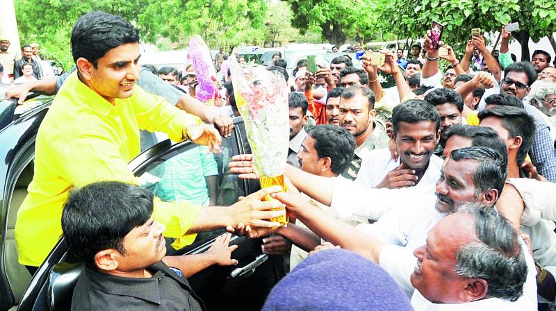 NaTelugu Desam cadres welcome party general secretary Nara Lokesh when he visted Anantapur to take part in Yuva Chaitanya Yatra in the district. (Photo: DC)