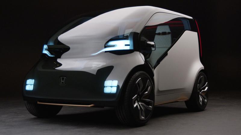 Honda introduces ride-sharing NeuV concept