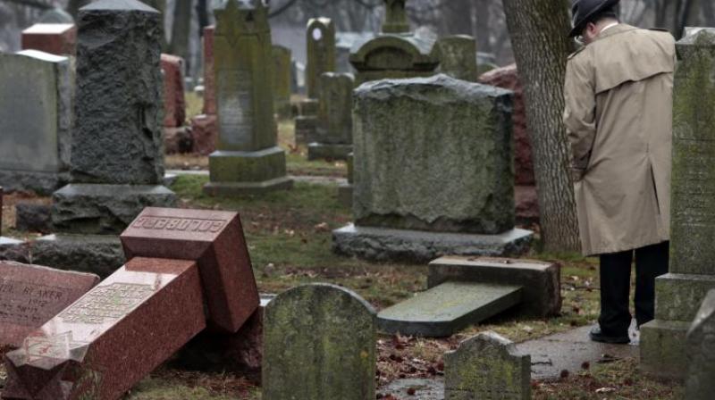 Online campaign Muslims Unite to Repair Jewish Cemetery, has raised more than USD 115,000 to repair the gravestones toppled over in Missouri. (Photo: AP)