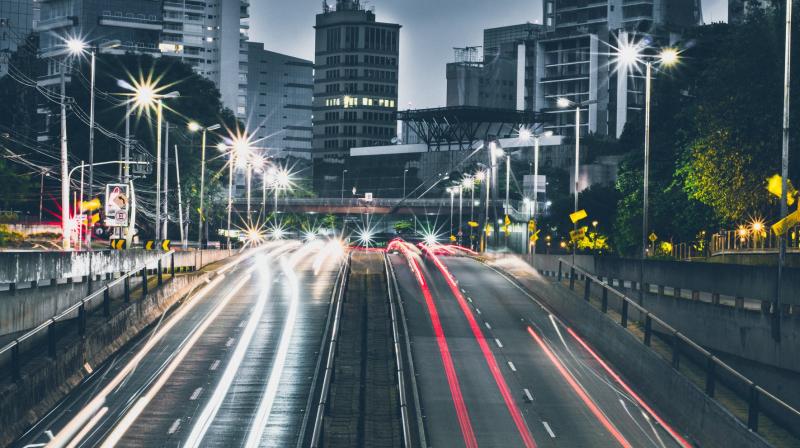 Cheap LED street lights could damage peoples eyesight long-term. (Photo: Pexels)