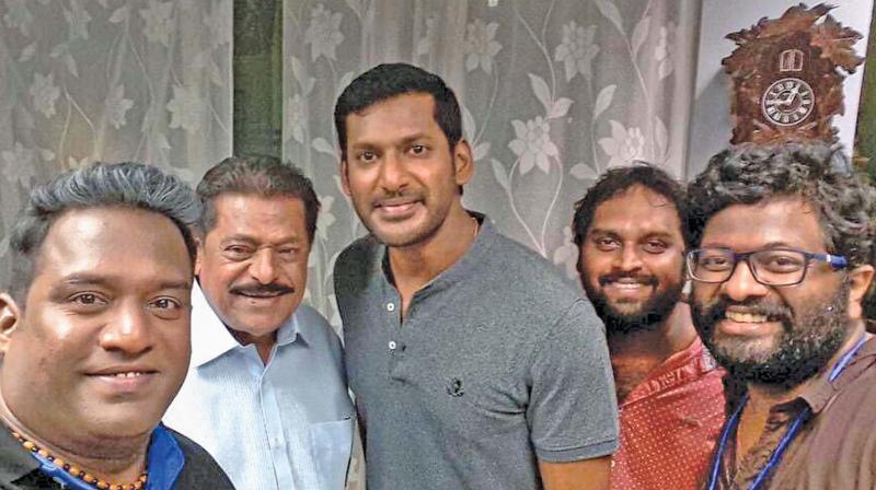 Irumbu Thirai team